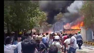 Anakapalle Blast: అనకాపల్లి అచ్చుతాపురం ఫార్మా కంపెనీలో భారీ పేలుడు, ఇద్దరు కార్మికులు మృతి చెందినట్లుగా వార్తలు..