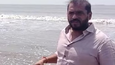 BJP MLA Saves 3 Youths Video: ఎమ్మెల్యే అంటే ఇలా ఉండాలి, సముద్రంలో దూకి ముగ్గురి ప్రాణాలను రక్షించని బీజేపీ ఎమ్మెల్యే హీరా సోలంకి