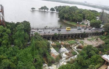 Rains Alert to Hyderabad: రానున్న 12 గంటల్లో హైదరాబాద్‌ లో భారీ వర్షం.. మేడ్చల్, రంగారెడ్డి జిల్లాల పరిధిలోనూ వానలు.. అత్యవసరమైతే తప్ప బయటకు రావొద్దని అధికారుల హెచ్చరిక.. ప్రమాదకరస్థాయికి హుస్సేన్ సాగర్