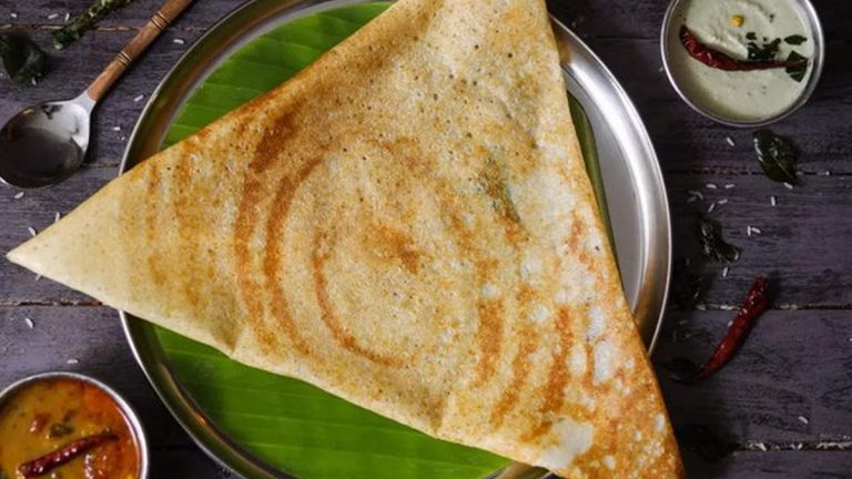 Dosa-Sambar : దోసెలో సాంబార్ ఇవ్వని రెస్టారెంట్‌.. 11 నెలల పాటు న్యాయపోరాటం చేసి గెలుపొందిన లాయర్..  రెస్టారెంట్‌ కు రూ.3500 జరిమానా విధించిన కోర్టు