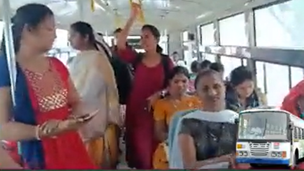 Ladies Special Bus: హైదరాబాద్&zwnj; ఐటీ కారిడార్&zwnj;లో ప్రారంభమైన లేడీస్&zwnj; స్పెషల్&zwnj; బస్సు, జేఎన్&zwnj;టీయూ-వేవ్&zwnj; రాక్&zwnj; మార్గంలో ఉదయం, సాయంత్రం నడవనున్న ప్రత్యేక బస్సు