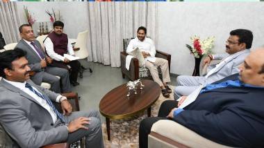 Sri Lankan REP Met CM Jagan: శ్రీలంకలో శ్రీ వెంకటేశ్వరస్వామి ఆలయం నిర్మించండి, సీఎం జగన్‌ను కోరిన శ్రీలంక ప్రతినిధులు