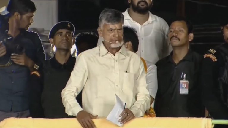 Chandrababu on Capital: అమరావతి కాదు మన రాజధాని పోలవరం, చంద్రబాబు ఆసక్తికర వ్యాఖ్యల వీడియో ఇదిగో, అది నిర్మించే బాధ్యత మనది అని అన్ని గ్రామాల్లో చెప్పాలని పిలుపు