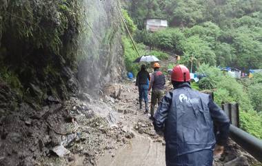 Uttarakhand Floods: కేదార్‌నాథ్ యాత్ర మార్గంలో విరిగిపడిన కొండ చరియలు, 12 మంది గల్లంతు, హుటాహుటిన సహాయక చర్యలు ప్రారంభించిన అధికారులు