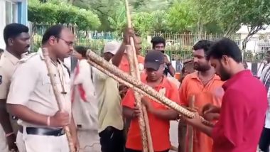 Tirumala Update: శ్రీవారి భక్తులకు కర్రల పంపిణీ.. చిన్నారులపై చిరుతల దాడుల కారణంగా నడక దారిలో తగ్గిన భక్తులు (వీడియోతో)