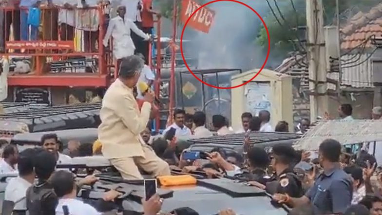 Fire Accident in Chandrababu Road Show: చంద్రబాబు రోడ్ షోలో అగ్ని ప్రమాదం, బాబు ప్రసంగిస్తుండగా పక్కన బండికి ఒక్కసారిగా అంటుకున్న మంటలు