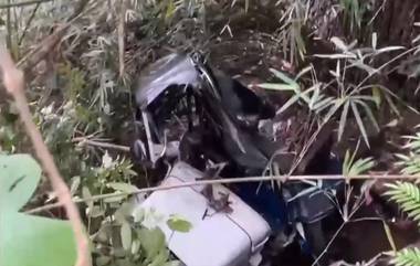 Kerala Road Accident: కేరళలో ఘోర రోడ్డు ప్రమాదం, లోయలో పడి రెండు ముక్కలైన జీపు, తొమ్మిది మంది మహిళలు అక్కడికక్కడే మృతి, మరో 5 గురికి తీవ్ర గాయాలు