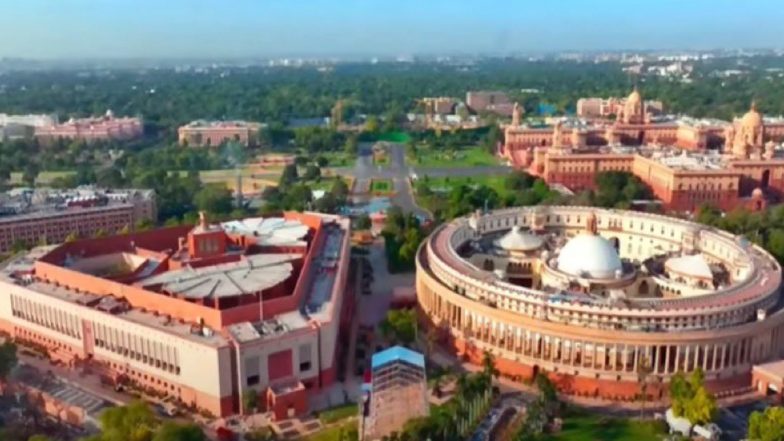 New Parliament Building: నేడు కొత్త పార్లమెంట్ భవనంలోకి ఎంపీలు.. గిఫ్ట్ బ్యాగ్ ఇస్తున్న ప్రధాని నరేంద్ర మోదీ.. కొత్త పార్లమెంట్ భవనంలోని ఈ ప్రత్యేకతల గురించి తెలుసా? నేటి పార్లమెంట్ షెడ్యూల్ ఏంటంటే??