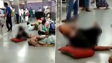 Woman Masturbating Video: షాకింగ్ వీడియో ఇదిగో, రైల్వే స్టేషన్లో అందరి ముందే మహిళ హస్తప్రయోగం, ఆమె చేష్టలు చూసి నోరెళ్లబెట్టిన ప్రయాణికులు