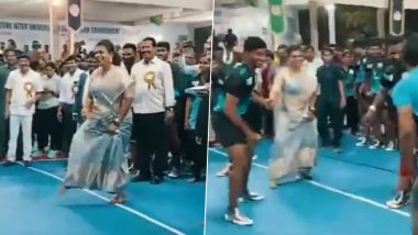 Minister Roja Plays Kabaddi: 'చెట్టుమీద కొంగ.. చంద్రబాబు దొంగ' అంటూ కబడ్డీ ఆడిన మంత్రి రోజా (Viral Video)