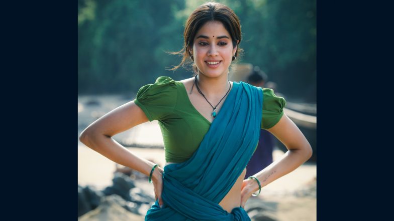 Janhvi Kapoor Photo From Devara ఎన్టీఆర్ దేవర నుంచి ఫోటో లీక్ సెట్స్ నుంచి తన ఫోటో పోస్ట్