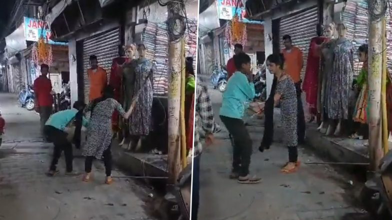 Woman Hits Minor Boy: వీడియో ఇదిగో, యువతులపై లైంగిక వేధింపులు, చెప్పుతో పాటు కర్ర తీసుకుని మైనర్ యువకుడిని చితక్కొట్టిన యువతి, కాళ్లకు దండం పెట్టి వదిలేయమని ఏడ్చేసిన బాలుడు