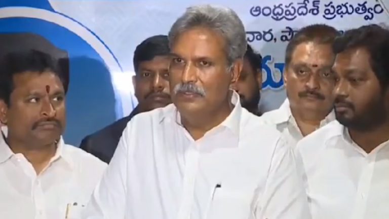 Andhra Pradesh Elections 2024: ఇది ఆరంభమేనంటూ టీడీపీకి చురకలు అంటించిన కేశినేని నాని, వైసీపీలో చేరిన మాజీ ఎమ్మెల్యే స్వామిదాసుకు విషెస్