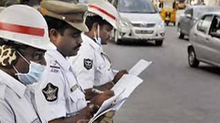 Discounts on Traffic Challan: గుడ్ న్యూస్, తెలంగాణలో ట్రాఫిక్‌ ఛలాన్ల రాయితీ గడువు ఫిబ్రవరి 15వ తేదీ వరకు పొడిగింపు, ఇంకా పెండింగ్‌లో లక్షల చలానాలు