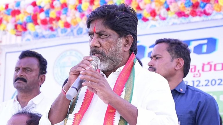 Deputy CM Mallu Warns BRS: కాంగ్రెస్ కార్యకర్తలు కన్నెర్రజేస్తే బీఆర్ఎస్ పార్టీ ఉండదు, మా సహనాన్ని చేతకానితనంగా తీసుకుంటే మేమేంటో చూపిస్తామని డిప్యూటీ సీఎం మల్లు భట్టి విక్రమార్క హెచ్చరిక