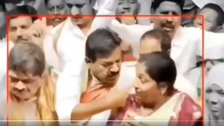 MLA Kavvampally Satyanarayana: మానకొండూర్‌ కాంగ్రెస్‌ ఎమ్మెల్యే క‌వ్వంప‌ల్లి స‌త్య‌నారాయ‌ణ చిలిపి చేష్టలు వీడియో వైరల్, ఇంకా అధికారికంగా స్పందించని ఎమ్మెల్యే