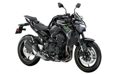 Kawasaki Z900: భారత్ మార్కెట్లోకి మరొక పవర్‌ఫుల్ స్పోర్ట్స్ బైక్ ఎంట్రీ.. కవాసకి నుంచి 2024 ఎడిషన్ Z900 మోటార్ సైకిల్ విడుదల, దుమ్ము లేపుకుంటూ దూసుకుపోతుందంతే, దీని ధరెంతో తెలుసా?