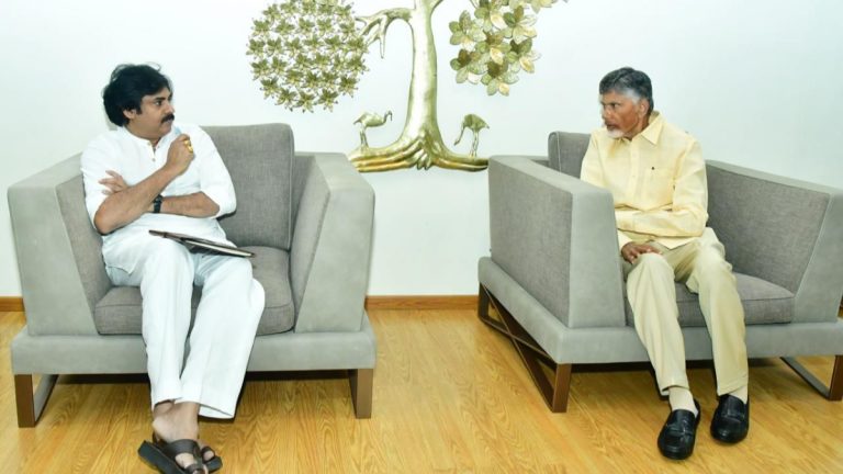 Chandrababu Naidu, Pawan Kalyan Meeting:  సీట్ల సర్దుబాటుపై ముగిసిన చంద్రబాబు నాయుడు, పవన్ కళ్యాణ్ భేటీ, సీట్ల సర్దుబాటుపై చంద్రబాబు నివాసంలో తుది కసరత్తు