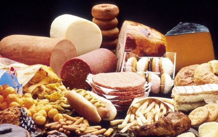 Ultra-Processed Foods: ఈ 30 రకాల జంక్ ఫుడ్స్ సిగరెట్‌ కన్నా ప్రమాదకరమైనవి, వెంటనే తినడం ఆపేయాలని హెచ్చరిస్తున్న ఆరోగ్య నిపుణులు