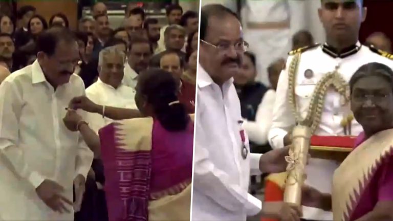 Venkaiah Naidu Gets Padma Vibhushan 2024: వెంకయ్య నాయుడుకు పద్మ విభూషణ్‌ అవార్డు, ప్రజా వ్యవహారాల రంగంలో ప్రదానం చేసిన రాష్ట్రపతి ద్రౌపది ముర్ము