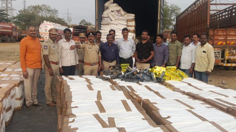 Fake Cigarettes Seized: నకిలీ సిగిరెట్ల గుట్టు రట్టు చేసిన సైబరాబాద్ పోలీసులు, రూ.2.15 కోట్ల విలువైన వివిధ బ్రాండ్‌ల నకిలీ సిగిరెట్లు స్వాధీనం