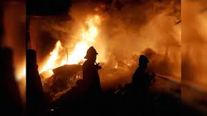 Breaking News, Fire Accident: షాద్ నగర్ లో ఓ ఫార్మా కంపెనీలో భారీ అగ్ని ప్రమాదం...మంటల్లో చిక్కుకున్న 50 మంది కార్మికులు