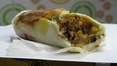 Shawarma Death in Mumbai: చికెన్ షావర్మా తిని వాంతులతో యువకుడు మృతి, ఇద్దరు వ్యాపారులను అదుపులోకి తీసుకున్న ముంబై పోలీసులు