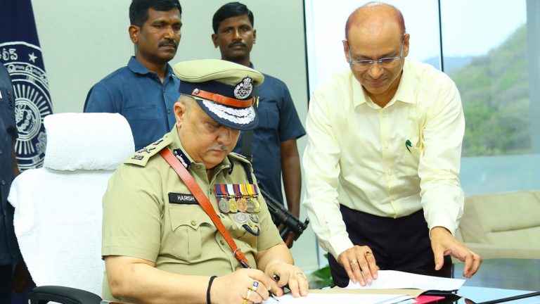 Andhra Pradesh New DGP: ఆంధ్రప్రదేశ్‌ నూతన డీజీపీగా బాధ్యతలు చేపట్టిన హరీశ్‌కుమార్‌ గుప్తా, ఏపీ డీజీపీ కేవీ రాజేంద్రనాథ్‌పై బదిలీ వేటు