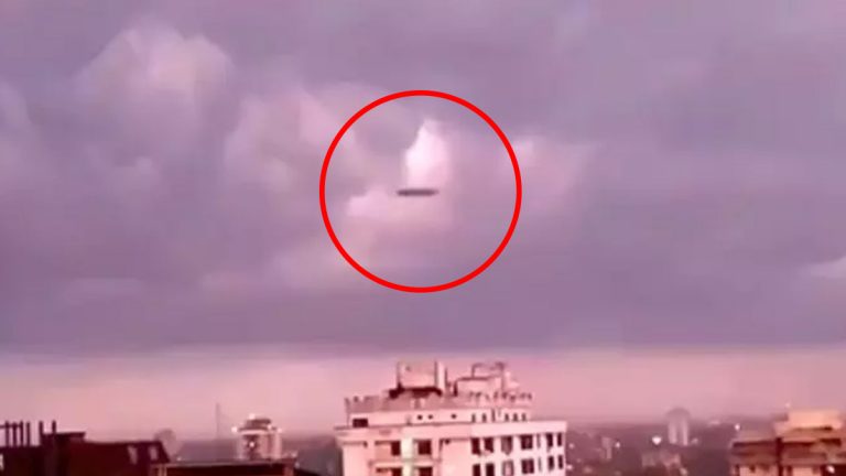 UFO in Jaipur: ఇప్పటివరకూ అమెరికాకే వెళ్తున్నట్టు చెప్తున్న గ్రహాంతర వాసులు మన దేశానికి కూడా వచ్చారా? జైపూర్ లో కనిపించిన వస్తువు యూఎఫ్ వోనా?