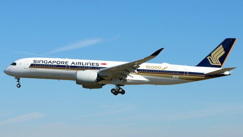 Severe Turbulence on Boeing 777 Flight: పెనుగాలులకు ఊగిపోయిన సింగపూర్ ఎయిర్ లైన్స్ విమానం, ఒకరు మృతి, మరో 30 మందికి గాయాలు