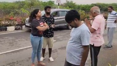 Hyderabad Shocker: వీడియో ఇదిగో, పొద్దున్నే నడిరోడ్డుపై బీర్ తాగుతూ వాకర్స్‌ను బండ బూతులు తిట్టిన యువతి
