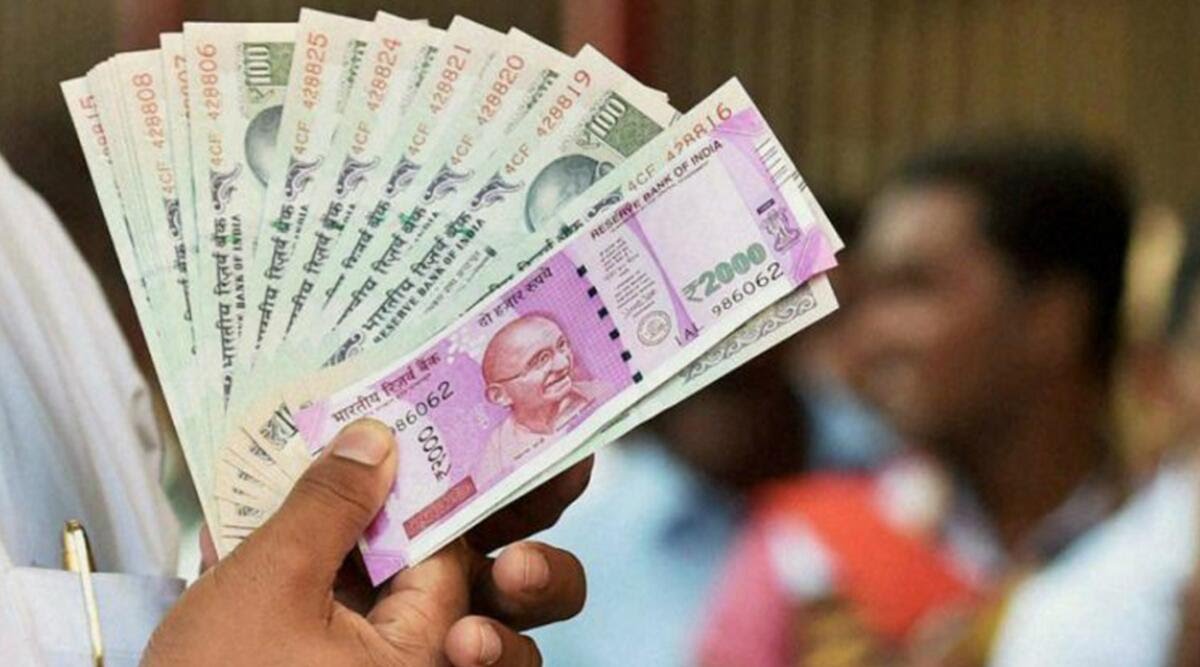 7th Pay Commission: కేంద్ర ప్రభుత్వ ఉద్యోగులకు దీపావళి ధమాకా, డీఏను 3 శాతం పెంచిన మోదీ సర్కారు, ప్రస్తుత పెంపుతో 50 శాతం నుండి 53 శాతానికి డియర్‌నెస్ అలవెన్స్