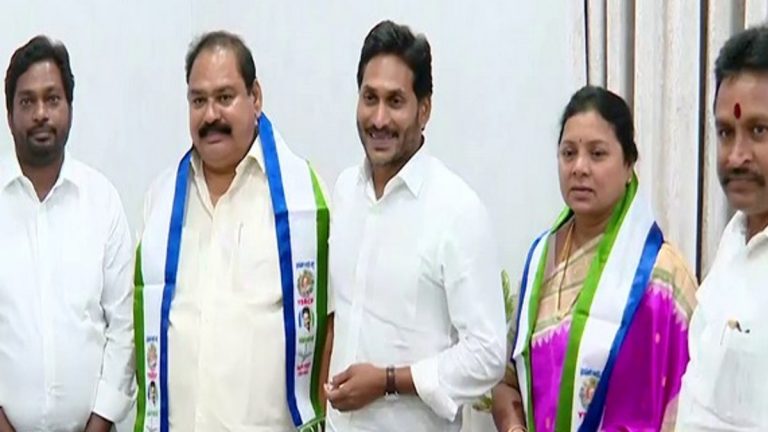 Nallagatla Swamidas: వీడియో ఇదిగో, ఐ ప్యాక్ వల్లే మాకు ఘోర పరాజయం, తిరువూరు వైసీపీ ఎమ్మెల్యే అభ్యర్థి నల్లగట్ల స్వామిదాసు సంచలన వ్యాఖ్యలు